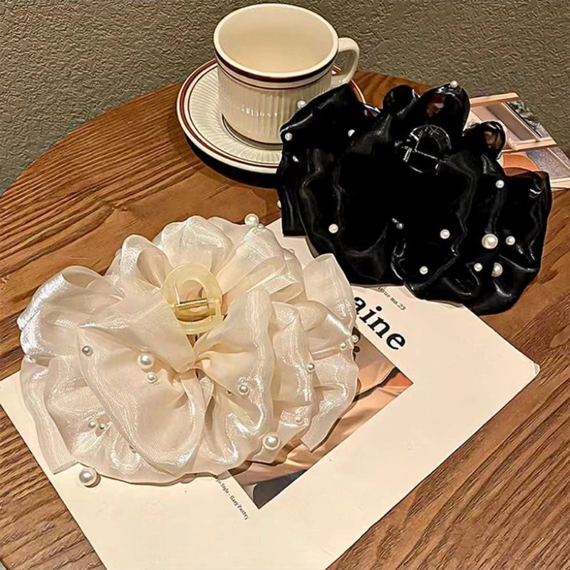 Pearl Grab Hair Clips