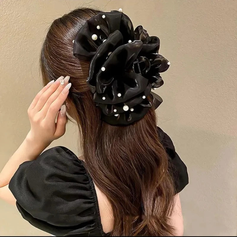Pearl Grab Hair Clips
